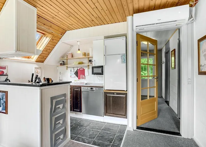 Beautiful In Herning With Kitchen Prázdninový dům Kølkær